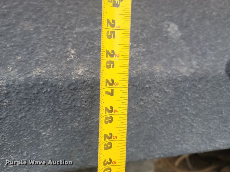 image for item KT9638 1998 Ford W86 dump truck