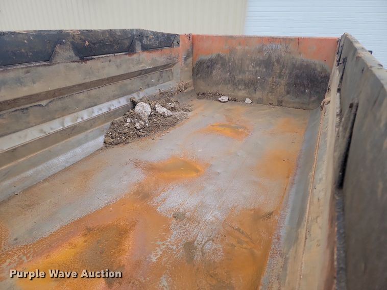 image for item KT9638 1998 Ford W86 dump truck