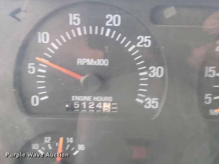 image for item KT9638 1998 Ford W86 dump truck