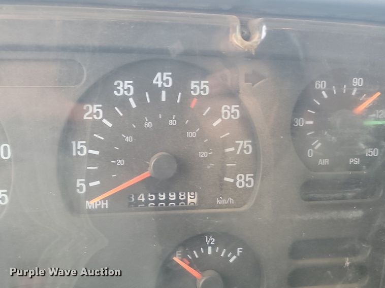 image for item KT9638 1998 Ford W86 dump truck