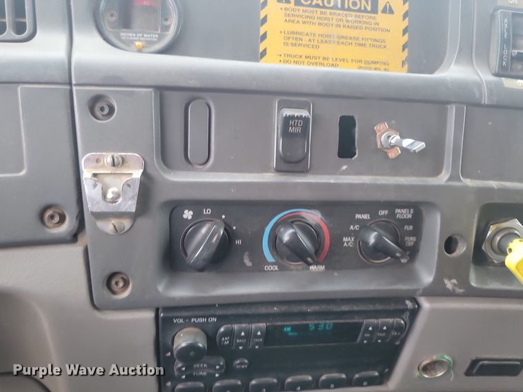 image for item KT9638 1998 Ford W86 dump truck