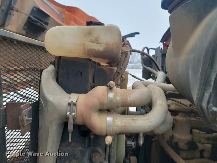 image for item KT9638 1998 Ford W86 dump truck