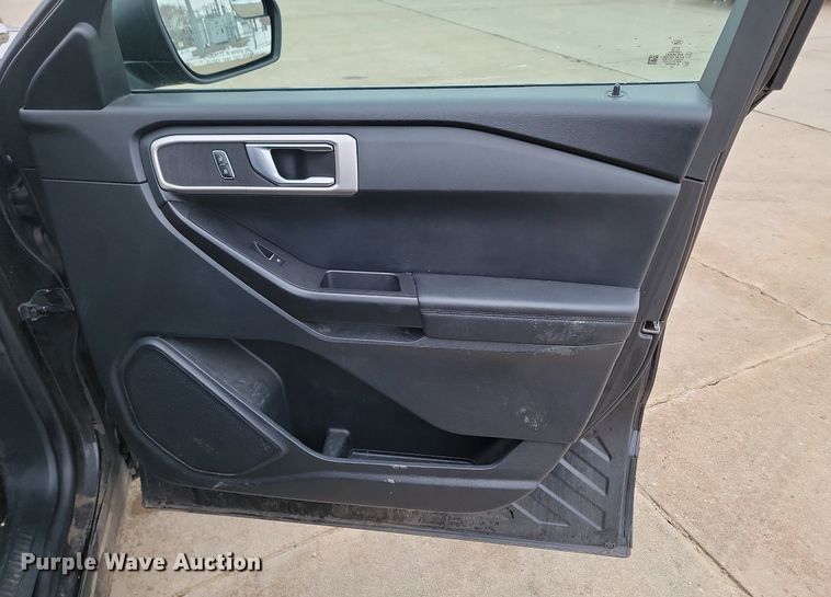 image for item KT9645 2020 Ford  Explorer Police Interceptor  SUV