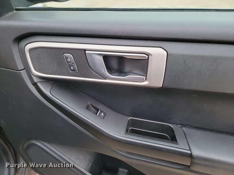 image for item KT9645 2020 Ford  Explorer Police Interceptor  SUV