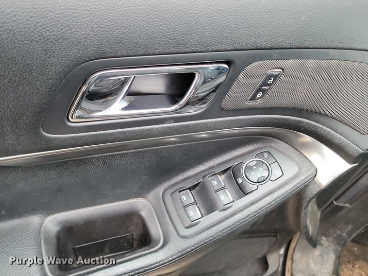 image for item KT9649 2017 Ford  Explorer Police interceptor  SUV