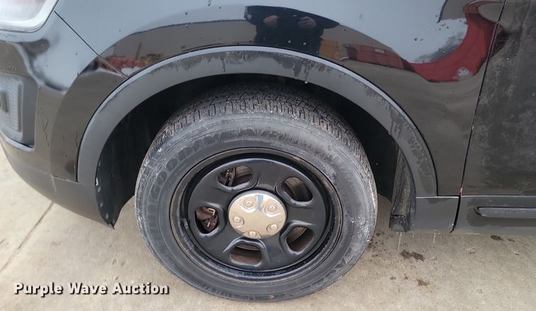 image for item KT9649 2017 Ford  Explorer Police interceptor  SUV