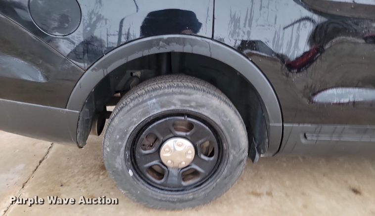 image for item KT9649 2017 Ford  Explorer Police interceptor  SUV