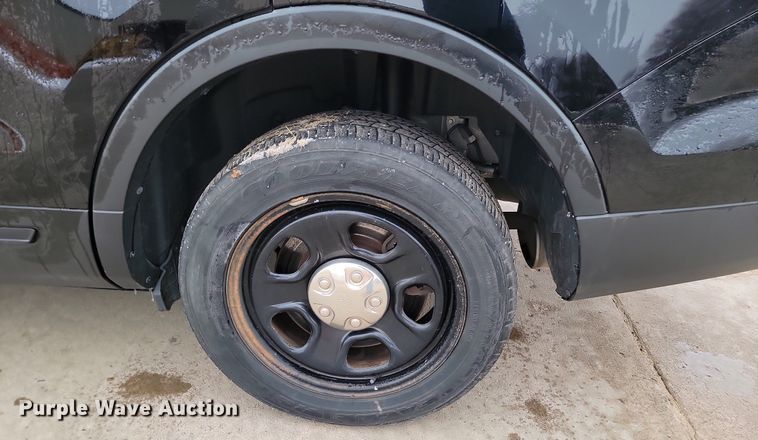 image for item KT9649 2017 Ford  Explorer Police interceptor  SUV