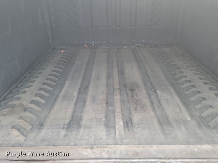 image for item KT9650 2002 Chevrolet  Avalanche Crew Cab pickup truck