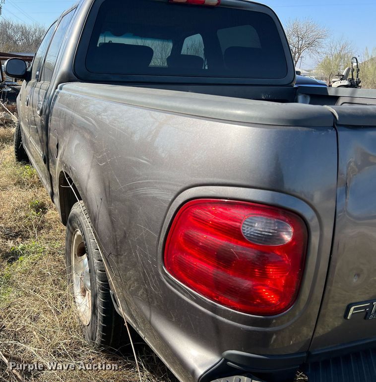 image for item KV9925 2003 Ford F150 SuperCrew pickup truck