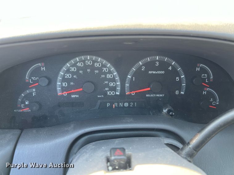 image for item KV9925 2003 Ford F150 SuperCrew pickup truck