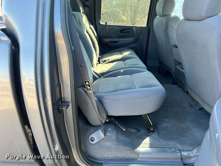 image for item KV9925 2003 Ford F150 SuperCrew pickup truck