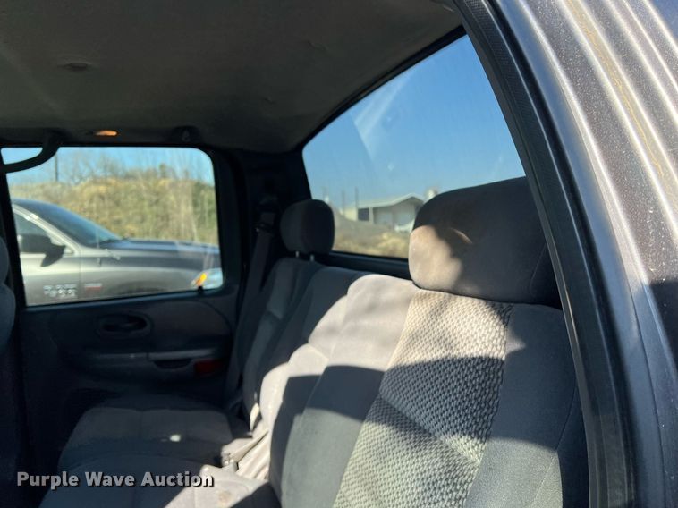 image for item KV9925 2003 Ford F150 SuperCrew pickup truck