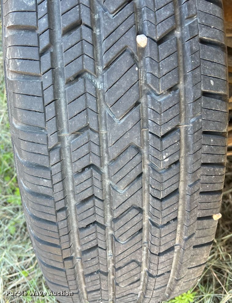 image for item KV9925 2003 Ford F150 SuperCrew pickup truck