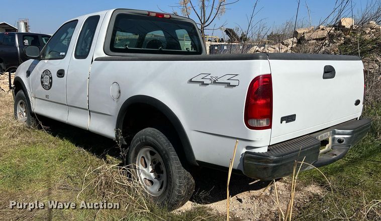 image for item KV9926 2003 Ford F150 SuperCab pickup truck