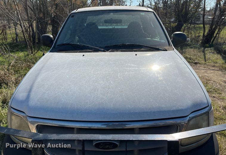 image for item KV9926 2003 Ford F150 SuperCab pickup truck