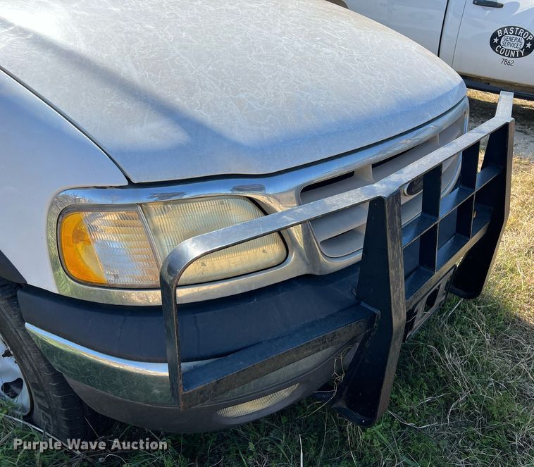 image for item KV9926 2003 Ford F150 SuperCab pickup truck