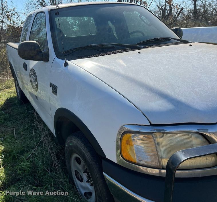 image for item KV9926 2003 Ford F150 SuperCab pickup truck