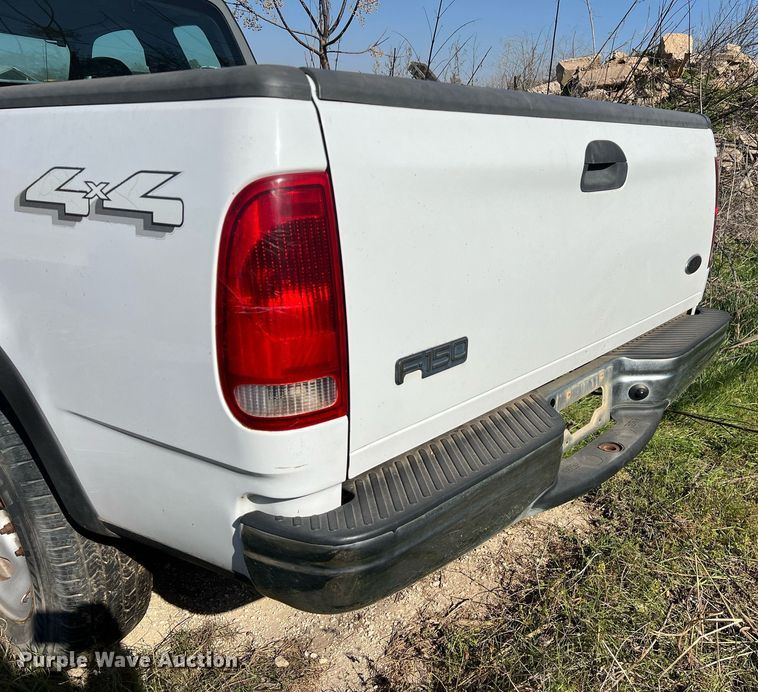 image for item KV9926 2003 Ford F150 SuperCab pickup truck