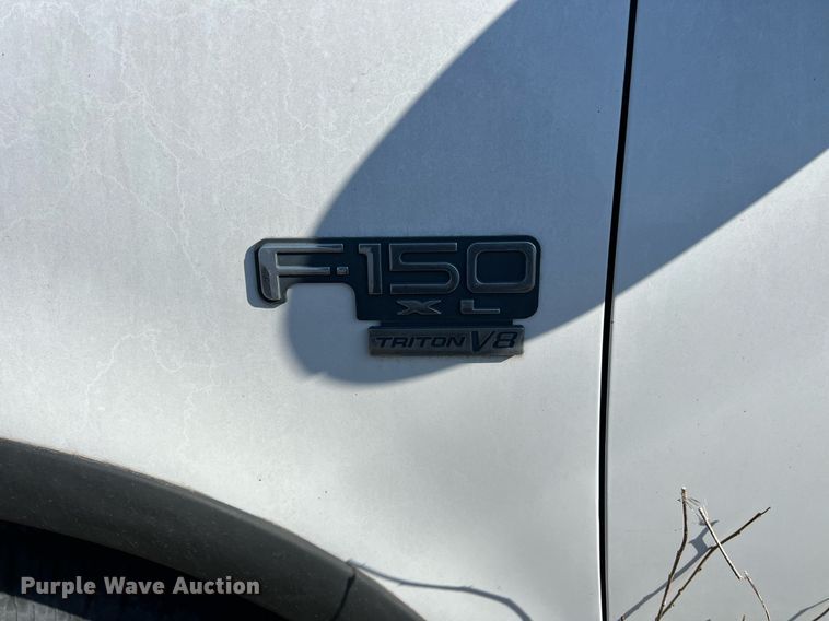 image for item KV9926 2003 Ford F150 SuperCab pickup truck