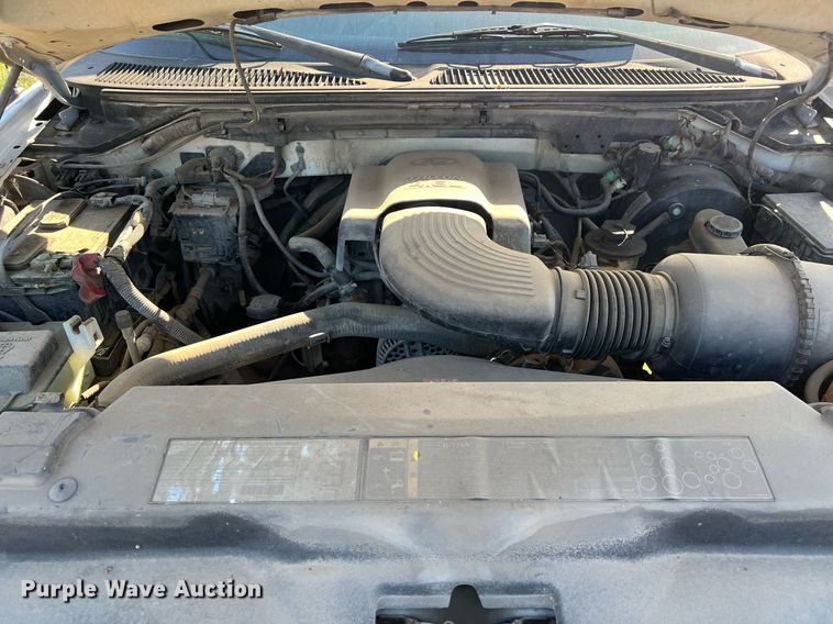 image for item KV9926 2003 Ford F150 SuperCab pickup truck