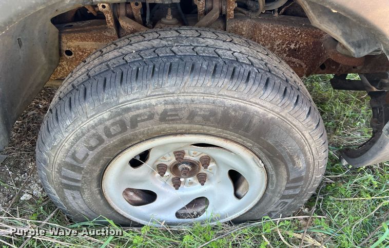 image for item KV9926 2003 Ford F150 SuperCab pickup truck