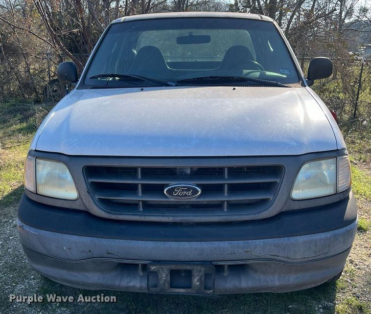 image for item KV9927 2003 Ford F150 SuperCab pickup truck