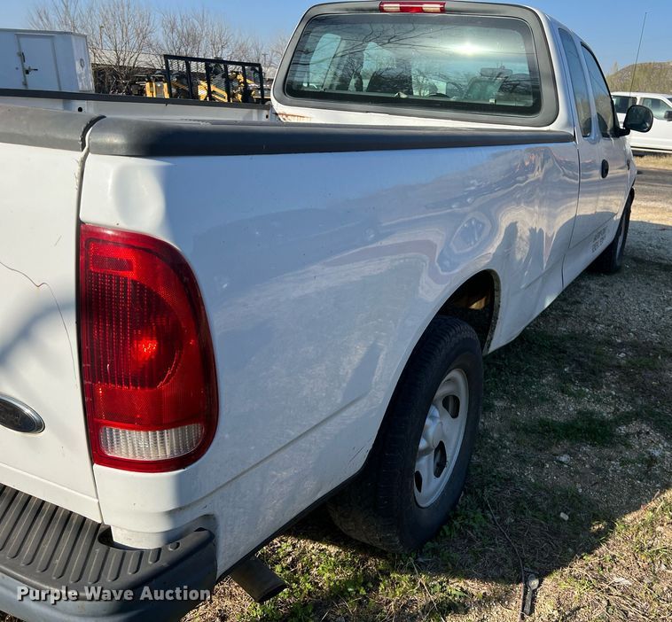 image for item KV9927 2003 Ford F150 SuperCab pickup truck