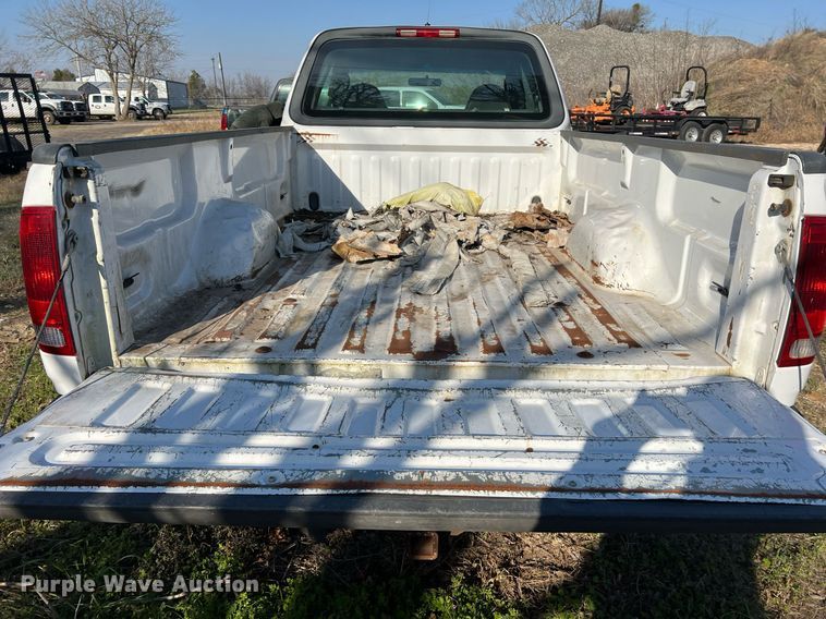 image for item KV9927 2003 Ford F150 SuperCab pickup truck