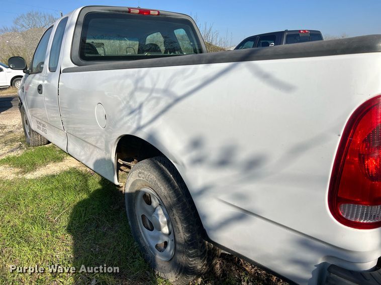 image for item KV9927 2003 Ford F150 SuperCab pickup truck