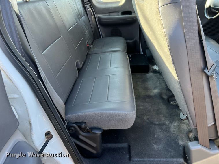 image for item KV9927 2003 Ford F150 SuperCab pickup truck