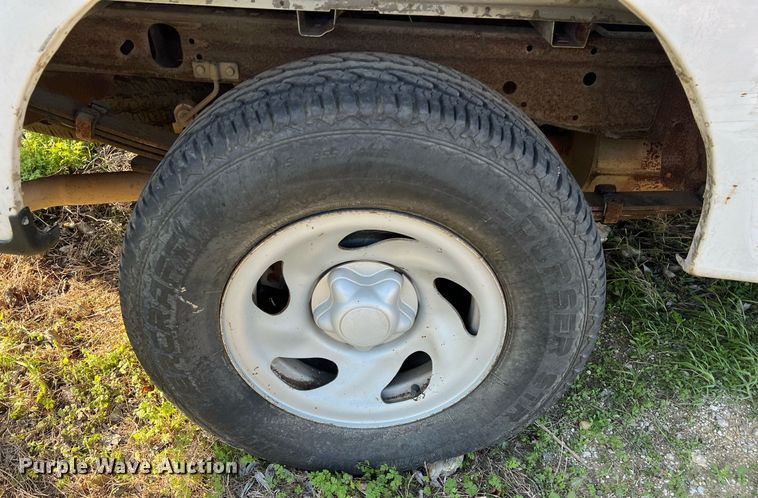 image for item KV9927 2003 Ford F150 SuperCab pickup truck