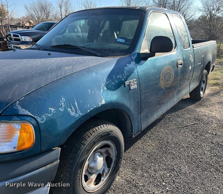 image for item KV9928 2001 Ford F150 SuperCab pickup truck