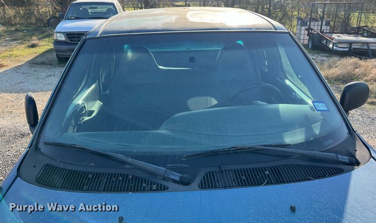 image for item KV9928 2001 Ford F150 SuperCab pickup truck