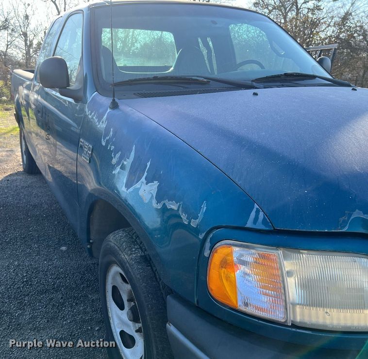 image for item KV9928 2001 Ford F150 SuperCab pickup truck