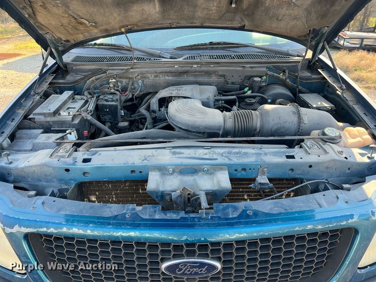 image for item KV9928 2001 Ford F150 SuperCab pickup truck