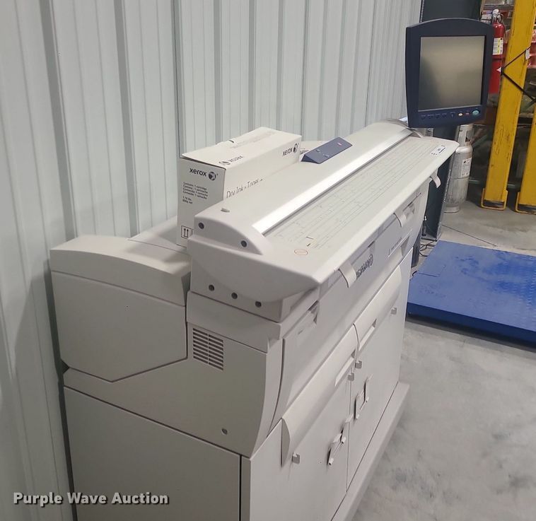 image for item LJ9464 Xerox Wide Format 6604 plotter