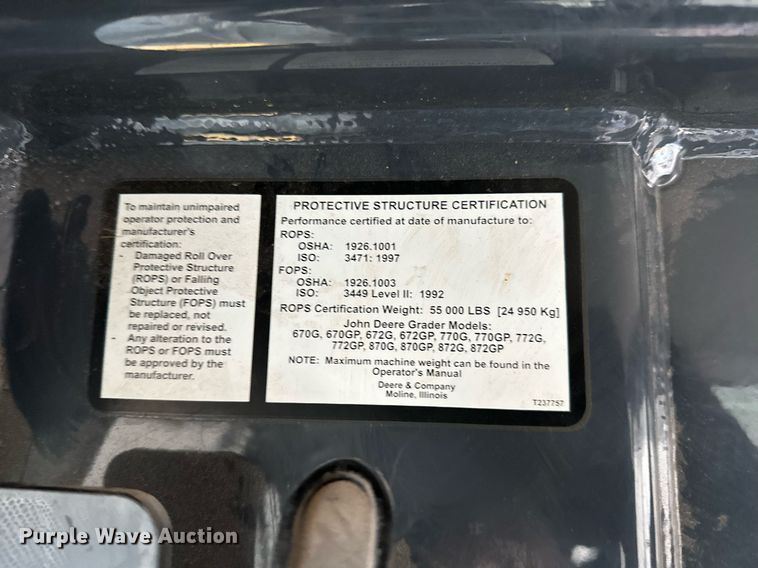 image for item LK9738 2013 John Deere  772G motor grader