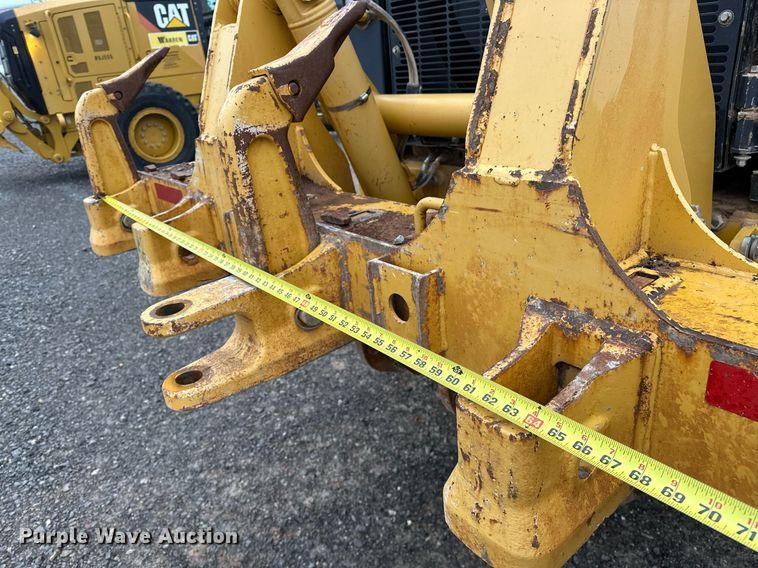 image for item LK9739 2014 John Deere 772GP motor grader