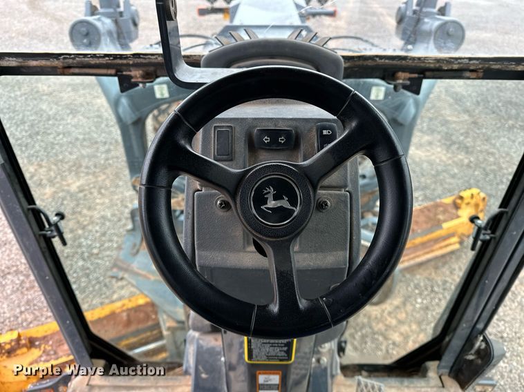 image for item LK9739 2014 John Deere 772GP motor grader