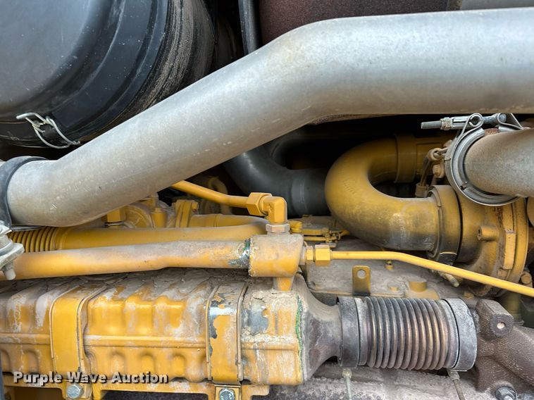 image for item LK9739 2014 John Deere 772GP motor grader