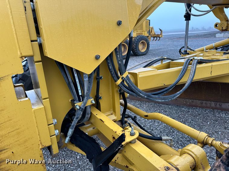 image for item LK9740 2017 Caterpillar  140M3 AWD motor grader