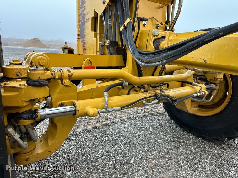 image for item LK9740 2017 Caterpillar  140M3 AWD motor grader