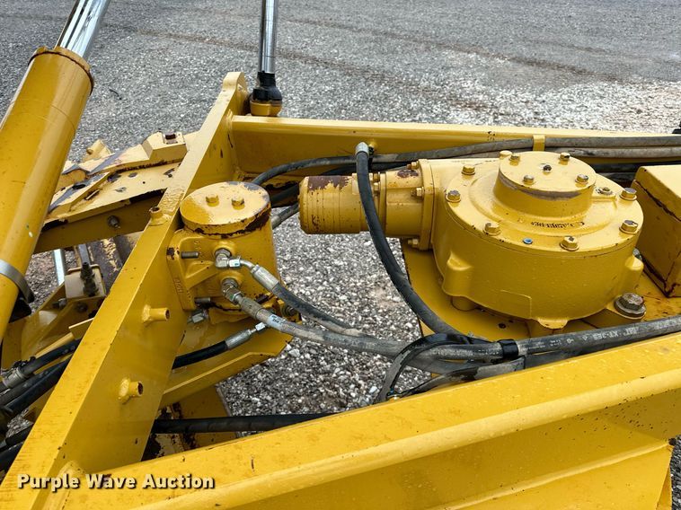 image for item LK9740 2017 Caterpillar  140M3 AWD motor grader