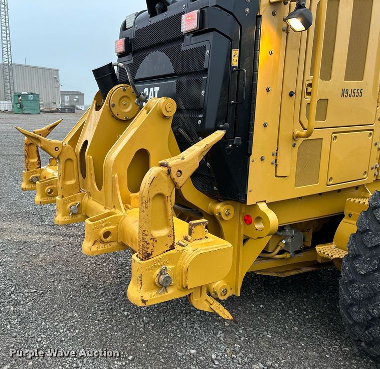 image for item LK9740 2017 Caterpillar  140M3 AWD motor grader