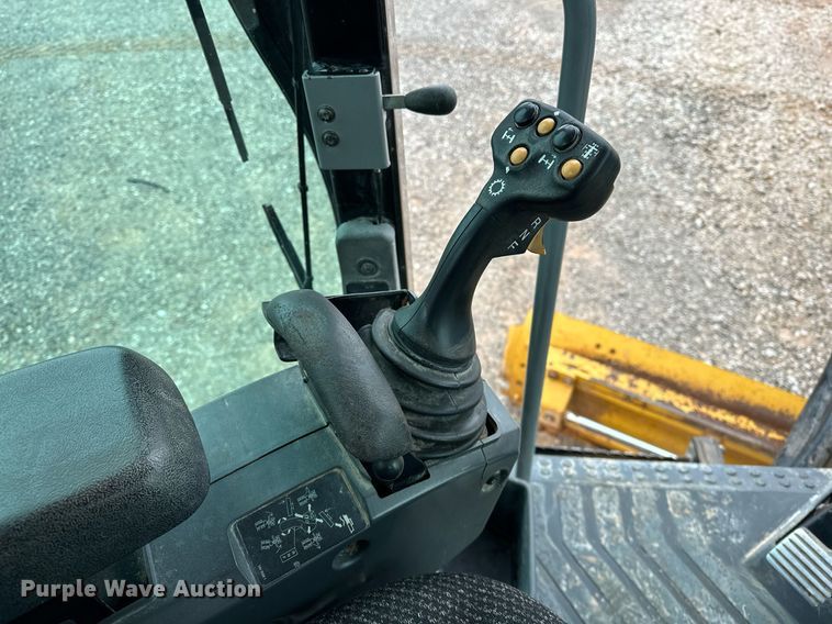 image for item LK9740 2017 Caterpillar  140M3 AWD motor grader