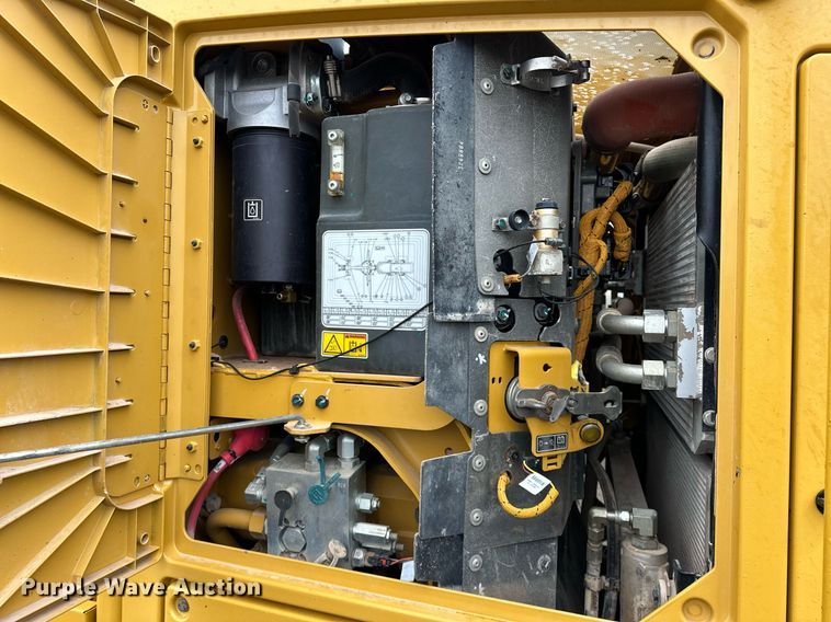 image for item LK9740 2017 Caterpillar  140M3 AWD motor grader