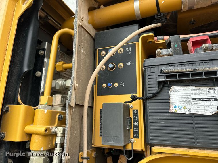 image for item LK9740 2017 Caterpillar  140M3 AWD motor grader