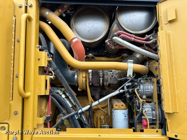 image for item LK9740 2017 Caterpillar  140M3 AWD motor grader