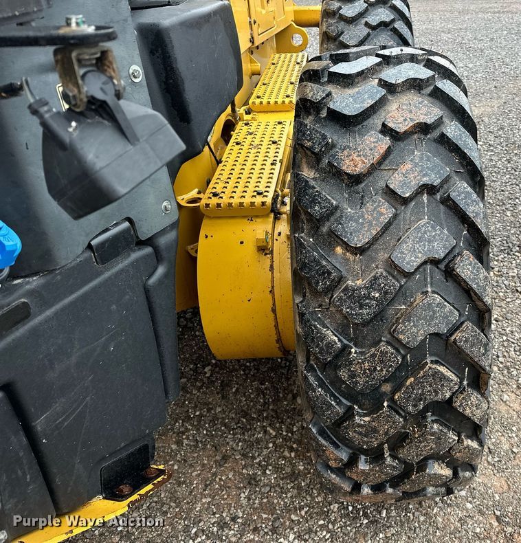 image for item LK9740 2017 Caterpillar  140M3 AWD motor grader